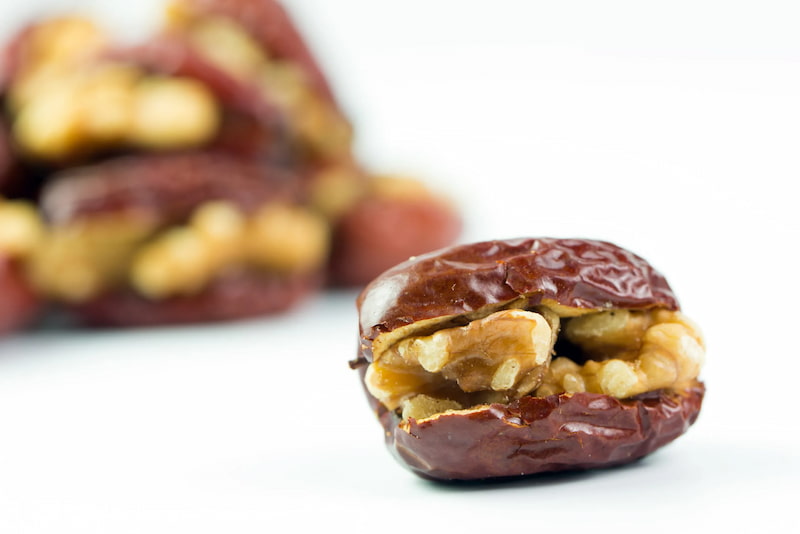تصویر 4 از خرما پیارم با مغز گردو گوشتی مخصوص پذیرایی